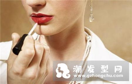 阿玛尼2018白管小胖丁什么时候上市 armani neo nude系列有什么