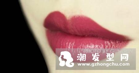 burberry巴宝莉93是什么颜色 试色是怎样的