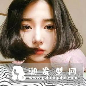 显瘦波波头短发 上窄下宽更减龄