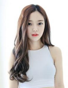 长发女生编发发型简单好看 超迷人秒变精致少女
