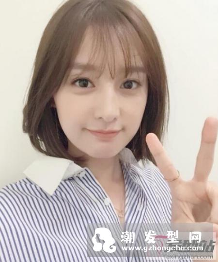 女生剪什么短发清爽又时尚 女星们最近都剪WOB头短卷发