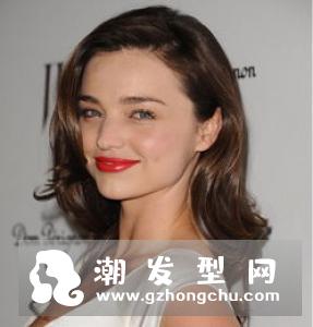 大红唇适合什么人 给人感觉很风尘吗