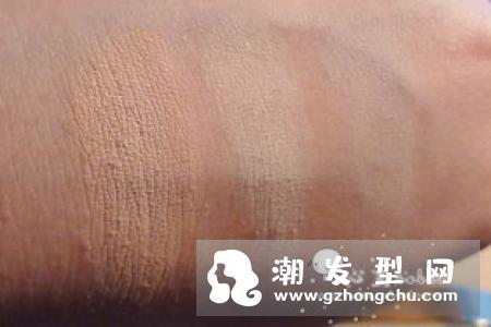 粉饼容易堵塞毛孔吗 用刷子好还是粉扑好