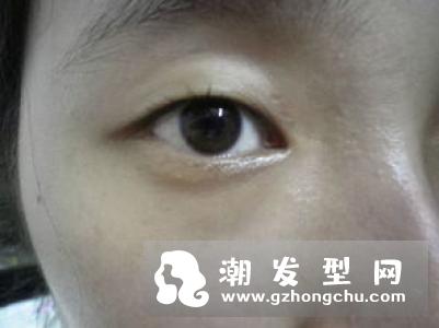 睫毛雨衣有什么作用 怎么卸妆