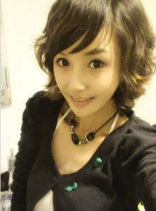 三角脸染什么颜色好看 亚麻黄很女神