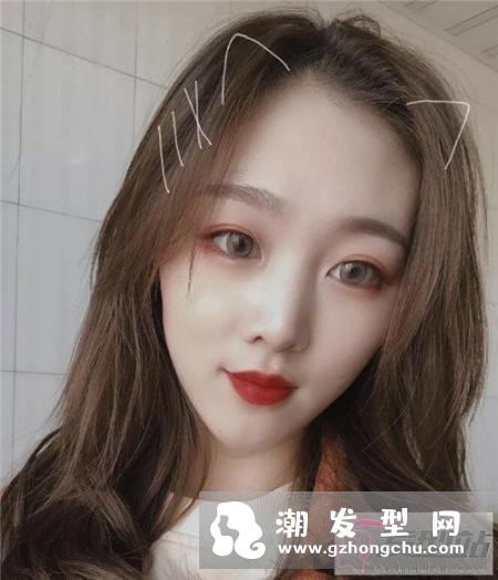 现今最流行的“云朵烫” 显脸小让你美到飞起