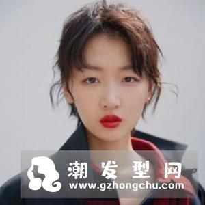 蓬松感才是发型的关键！睡不醒马尾、丸子头是这样绑才好看！