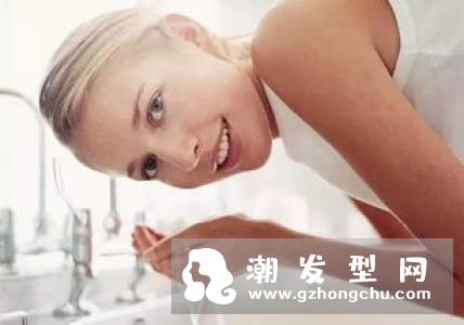 用白糖水擦痘印有用吗 有什么作用