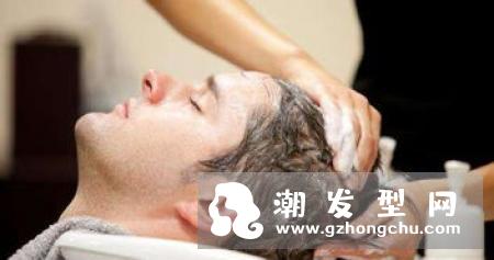 夏天为什么头发掉的多 脱发严重怎么办