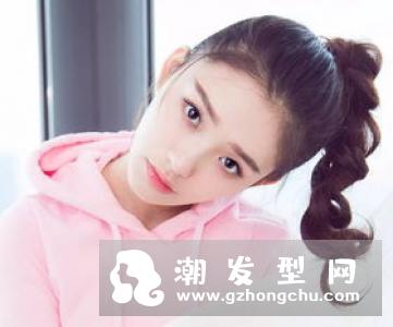 发量多怎么扎头发 蓬松时尚少女感满屏