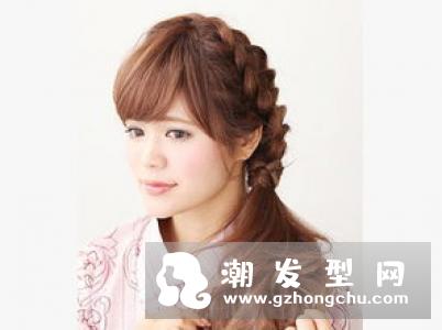 编发新手看这里!超简单4款辫子造型教学，随便绑绑都好看到不行!