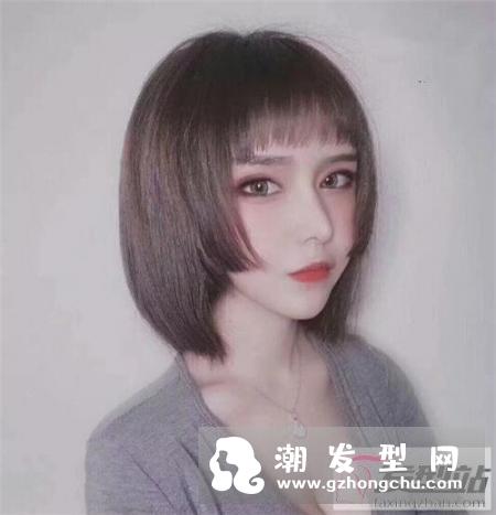 烫发烫哪款好看 π烫或C扣是潮流趋势