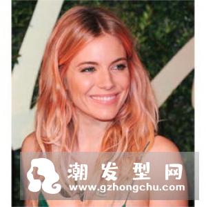 玫瑰金色是什么颜色 适合什么肤色
