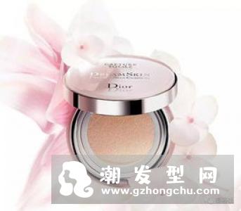 ysl星钻气垫国内有发售吗 色号试色图片