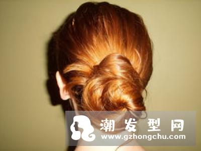 长发怎么扎简单好看 专属于长发小姐姐的9种发型变化