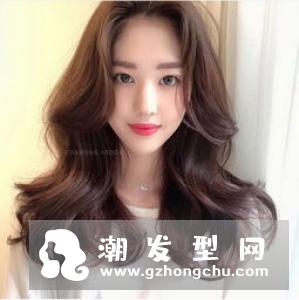 外翻卷发怎么烫 外翘发尾灵动不单调