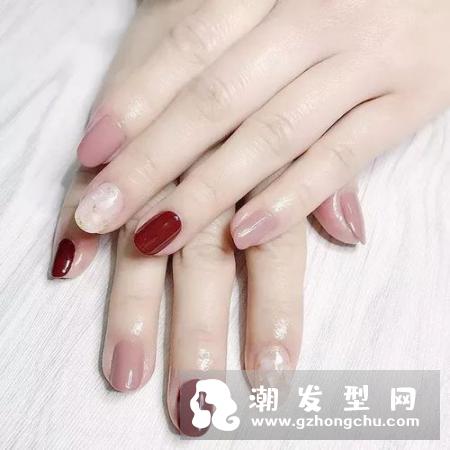 猫眼美甲2017新款式 纯色跳色手绘墨绿色