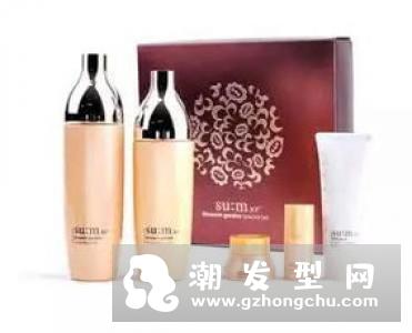 呼吸37度和ahc哪个好用 水乳使用对比