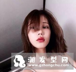 齐肩短发扎发图片教程 简约却不失可爱感扎法超简单