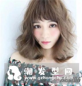 波波头烫发设计 空气感线条显瘦