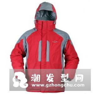 冬天穿冲锋衣暖和吗 里面穿什么