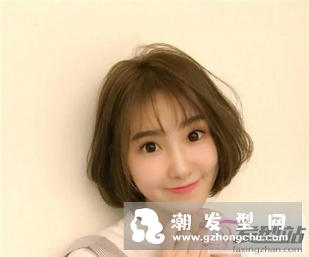 短发空气烫发型 慵懒风也有浓郁女人味