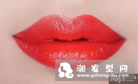 黑茶色会退成什么颜色 适合什么肤色年龄