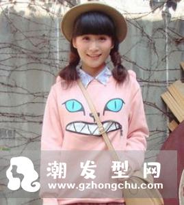 最新流行“花卷烫” 甜美显瘦惹人爱