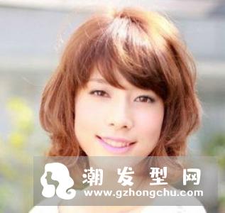 女生烫什么发型好看 超流行烫发打造时尚女神