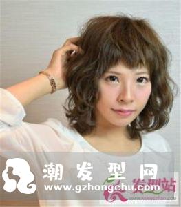 如何烫出性感卷发 日本女生流行卷发发型一览