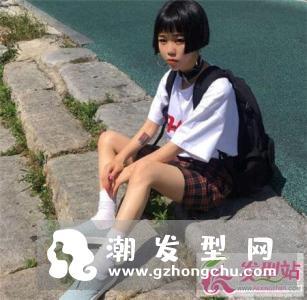 一刀切短直发波波 校园少女高冷范