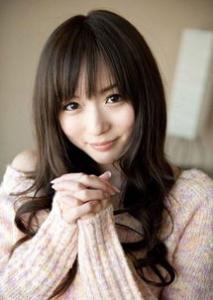 栗色中长烫发 空气感烫卷发
