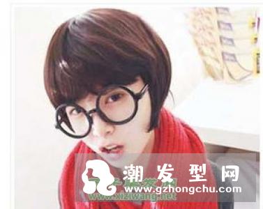 方脸染什么颜色头发好看 栗子红很甜美