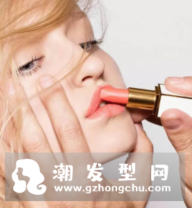 tf口红白管05试色图片 适合黄皮吗