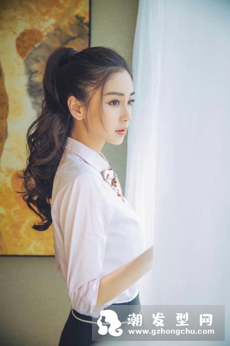 发量少的女生怎么扎头发 这样扎发蓬松显发量又减龄