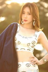 亚麻白金波波短发 甜美显白又撩人