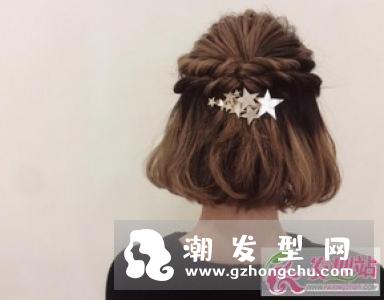 复古短卷波波头图片 款款显瘦显时髦