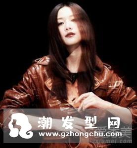 酒红色眼妆配什么口红 适合什么人