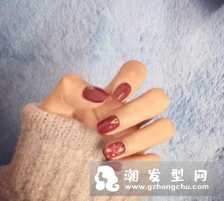 春节回家弄什么美甲最好看 红色的好喜庆