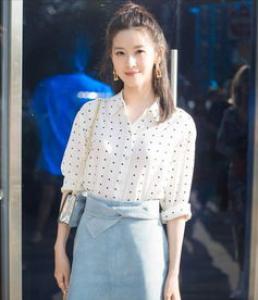 穿连衣裙扎什么头发 可爱扎发少女感满满