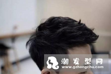 发际线调整靠谱吗 发际线低适合什么发型