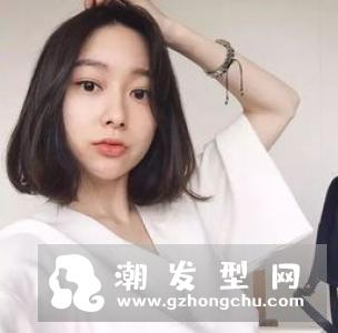 留长发过渡期怎么打理 超美中长发编发造型你也可以驾驭