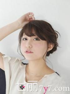 蓬松梨花头短发 修颜塑型两不误