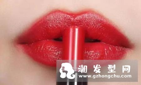 tf口红白管05试色图片 适合黄皮吗