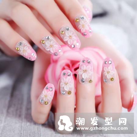 美甲片自己怎么贴 怎么卸掉