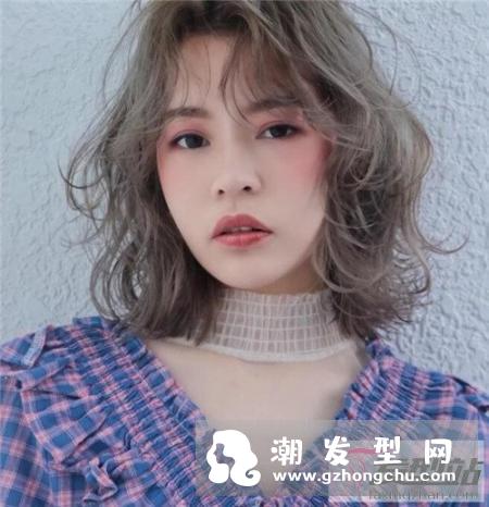 女生发量少怎么破 立体感空气烫告别秃头