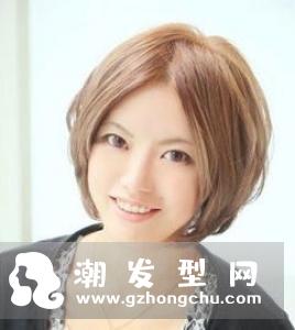 短发直发波波头发型 甜美动人潮味十足