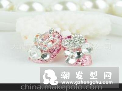美甲甲片可以维持多久 多少钱一次