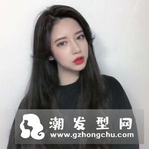 发量多的女生适合什么发型 小电卷发不错