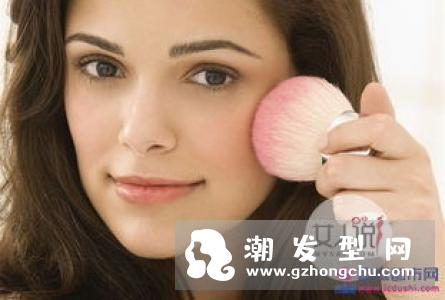 腮红盘碎了如何修复 颊彩怎么画